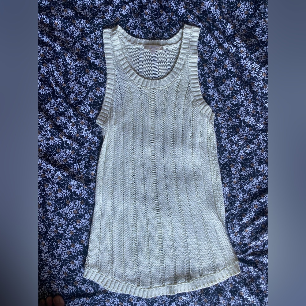 Slinky sweater vest